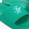 Tongs de piscine avec monogramme brodé Tongs de piscine avec monogramme brodé