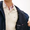 Veste à capuche imperméable et compacte