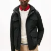 Veste de terrain imperméable et compacte