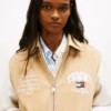 Veste universitaire en daim Tommy Jeans